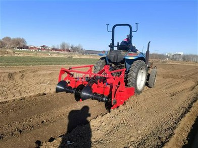 Rider montiran-na traktor